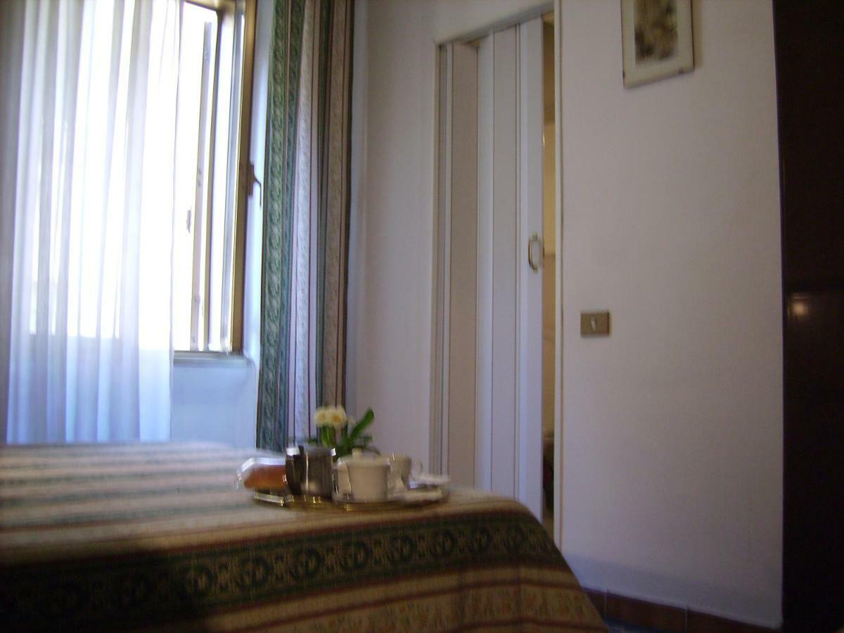 B&B Vaticanrooms Rom Exteriör bild